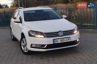 Универсал Volkswagen Passat 2012 в 