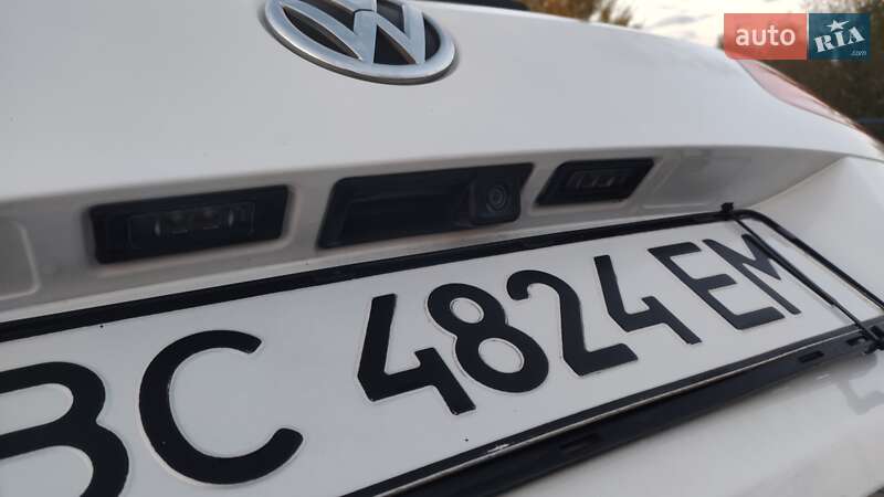Універсал Volkswagen Passat 2012 в Дрогобичі