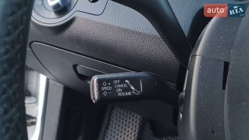 Універсал Volkswagen Passat 2012 в Дрогобичі