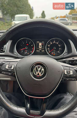 Седан Volkswagen Passat 2017 в 