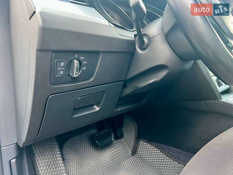 Седан Volkswagen Passat 2017 в Полтаве фото 50 Седан Volkswagen Passat 2017 в Полтаве