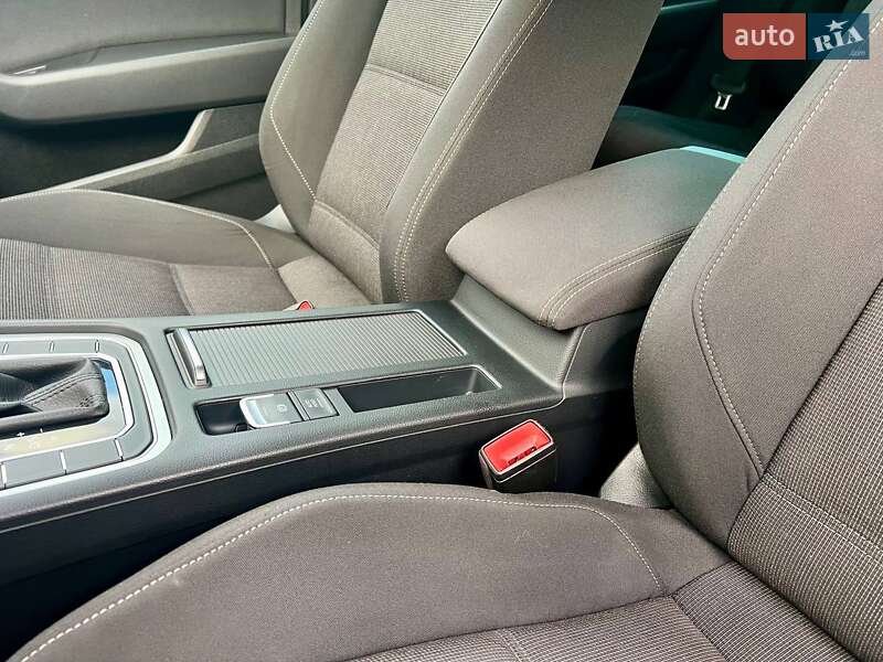 Седан Volkswagen Passat 2017 в Полтаве фото 55 Седан Volkswagen Passat 2017 в Полтаве