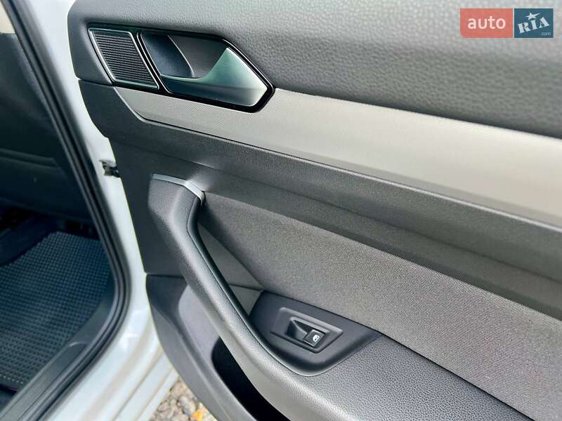 Седан Volkswagen Passat 2017 в Полтаве фото 73 Седан Volkswagen Passat 2017 в Полтаве