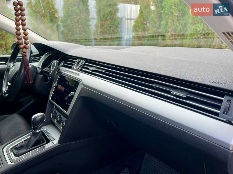 Седан Volkswagen Passat 2017 в Полтаве фото 83 Седан Volkswagen Passat 2017 в Полтаве
