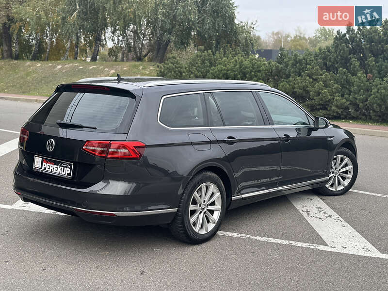 Универсал Volkswagen Passat 2018 в Киеве фото 7 Универсал Volkswagen Passat 2018 в Киеве