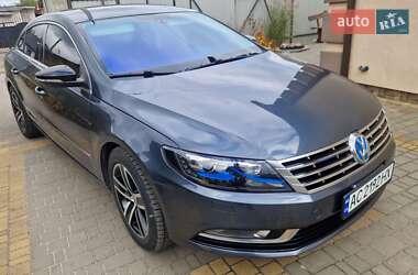 Седан Volkswagen Passat 2012 в 