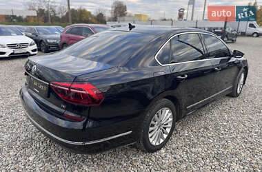 Седан Volkswagen Passat 2017 в 