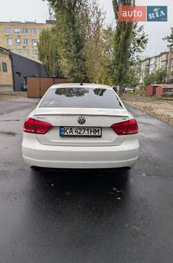 Седан Volkswagen Passat 2015 в 