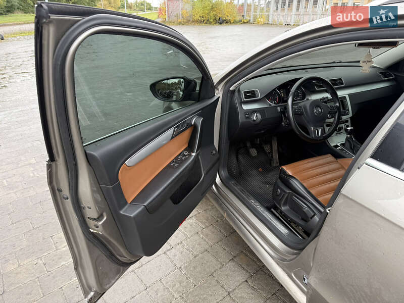 Универсал Volkswagen Passat 2012 в Львове фото 8 Универсал Volkswagen Passat 2012 в Львове