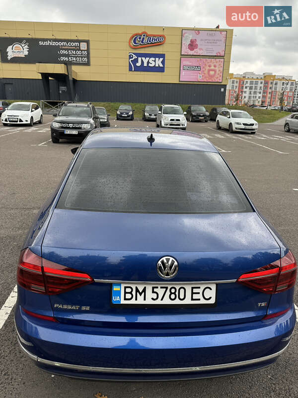 Седан Volkswagen Passat 2017 в Ровно