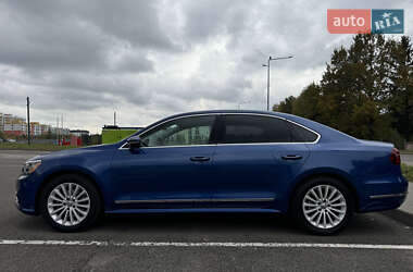 Седан Volkswagen Passat 2017 в 