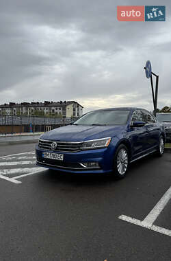 Седан Volkswagen Passat 2017 в 