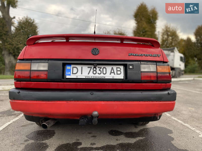 Седан Volkswagen Passat 1992 в Радивиліві