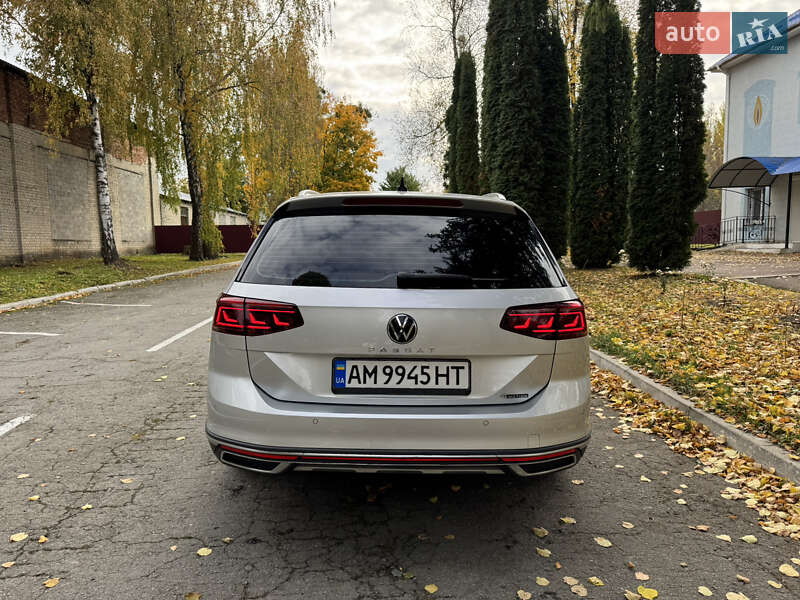 Универсал Volkswagen Passat 2020 в Корце