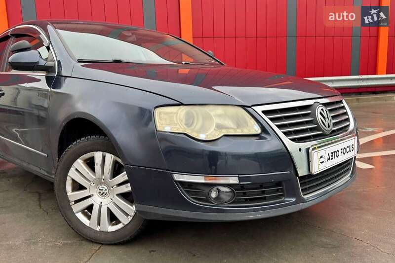 Седан Volkswagen Passat 2006 в Києві