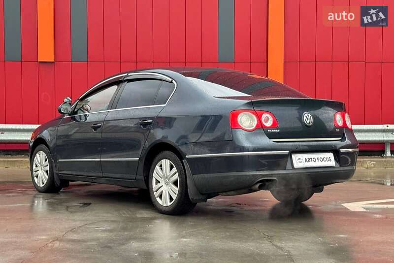 Седан Volkswagen Passat 2006 в Києві