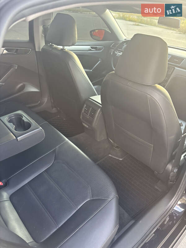Седан Volkswagen Passat 2018 в Харкові фото 10 Седан Volkswagen Passat 2018 в Харкові