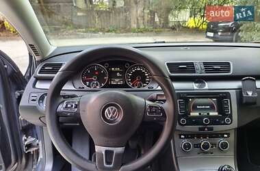 Универсал Volkswagen Passat 2012 в 