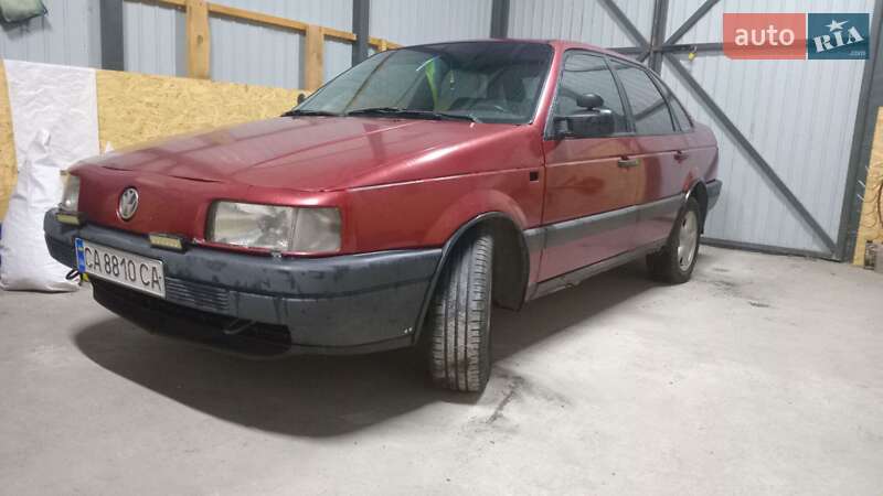 Седан Volkswagen Passat 1988 в Чернобае фото 5 Седан Volkswagen Passat 1988 в Чернобае