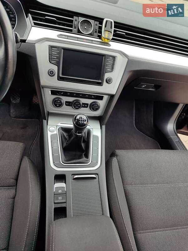 Универсал Volkswagen Passat 2016 в Стрые