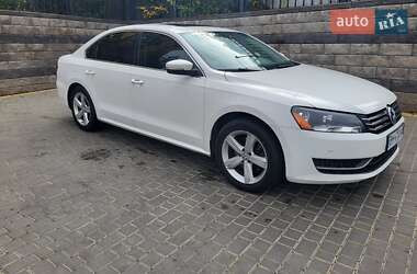 Седан Volkswagen Passat 2012 в 