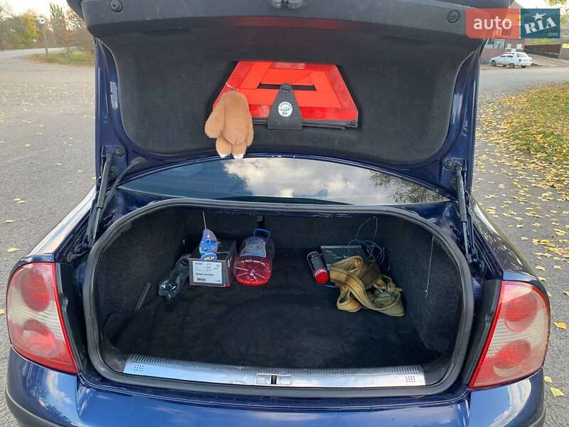 Седан Volkswagen Passat 2001 в Захарьевке фото 15 Седан Volkswagen Passat 2001 в Захарьевке