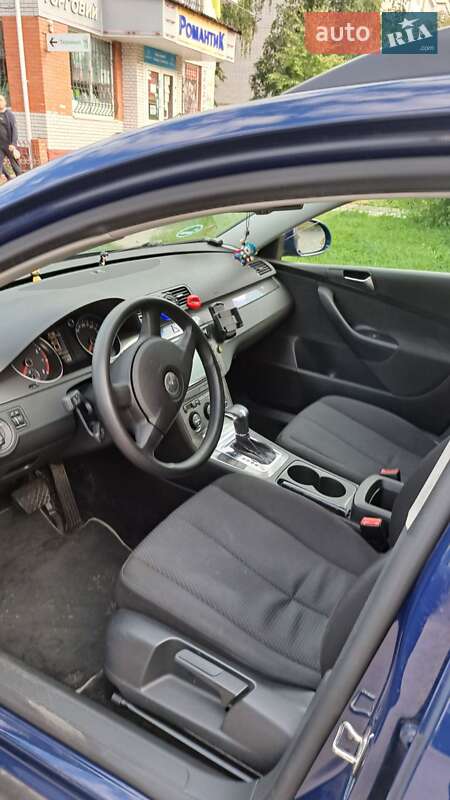 Универсал Volkswagen Passat 2009 в Житомире