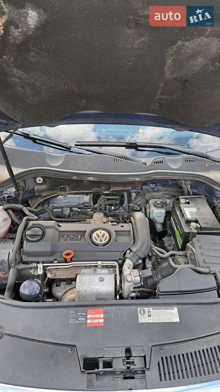Универсал Volkswagen Passat 2009 в Житомире
