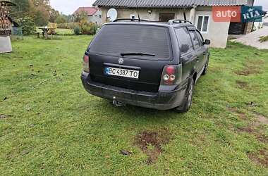 Универсал Volkswagen Passat 2000 в Яворове