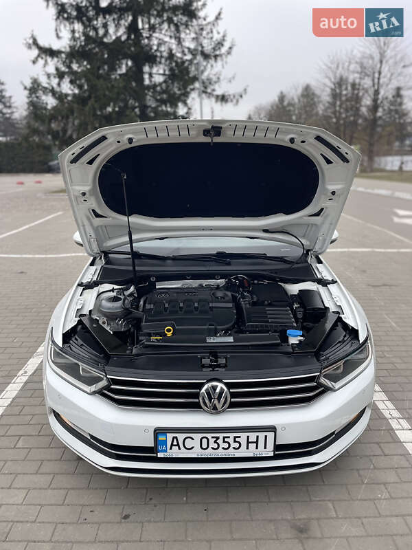 Універсал Volkswagen Passat 2015 в Луцьку фото 23 Універсал Volkswagen Passat 2015 в Луцьку