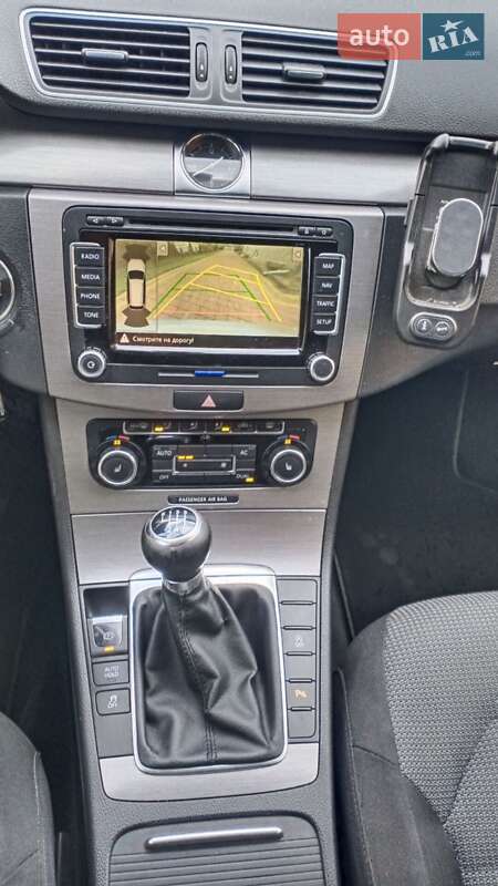 Универсал Volkswagen Passat 2011 в Шептицькому фото 16 Универсал Volkswagen Passat 2011 в Шептицькому