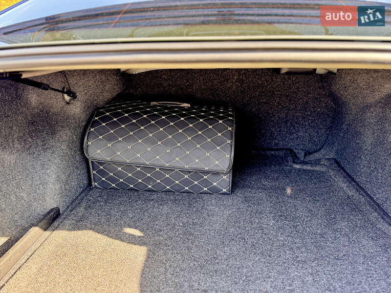 Седан Volkswagen Passat 2014 в Лозовой