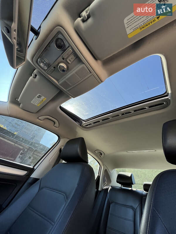 Седан Volkswagen Passat 2012 в Чернигове