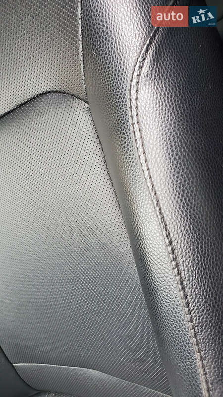 Седан Volkswagen Passat 2013 в Полтаве фото 13 Седан Volkswagen Passat 2013 в Полтаве