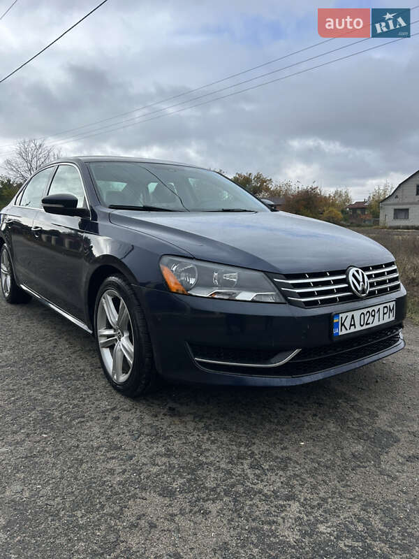 Седан Volkswagen Passat 2015 в Киеве