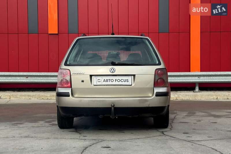 Універсал Volkswagen Passat 2004 в Києві