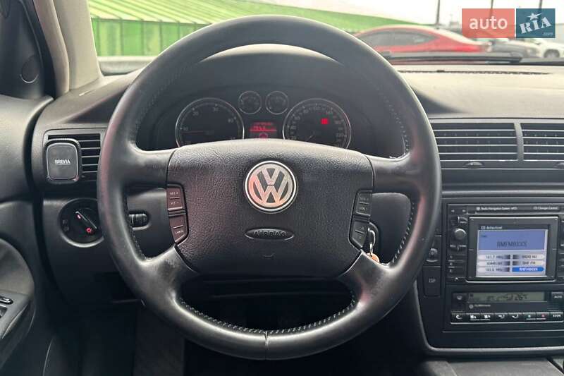 Універсал Volkswagen Passat 2004 в Києві