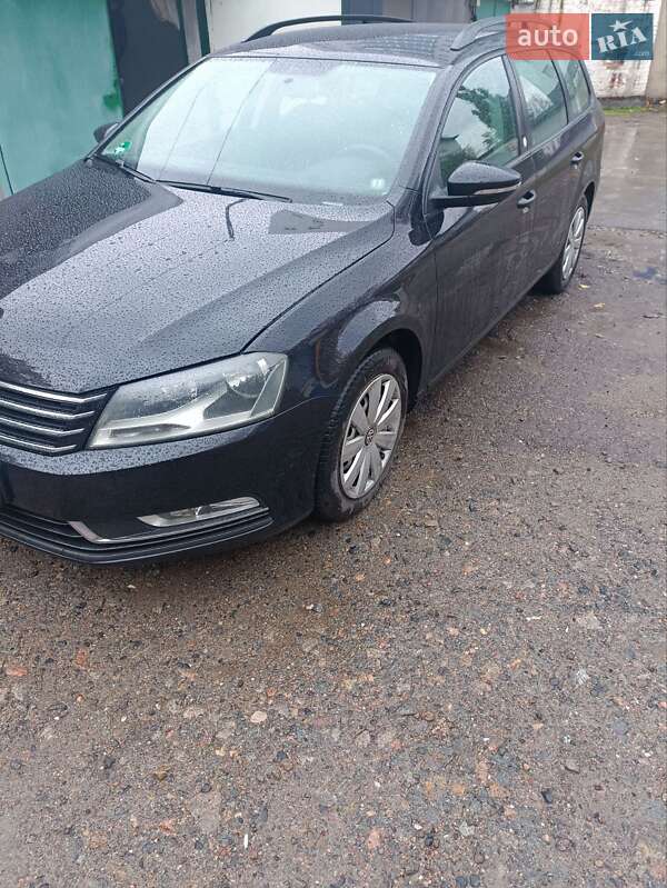 Універсал Volkswagen Passat 2010 в Полтаві фото 4 Універсал Volkswagen Passat 2010 в Полтаві