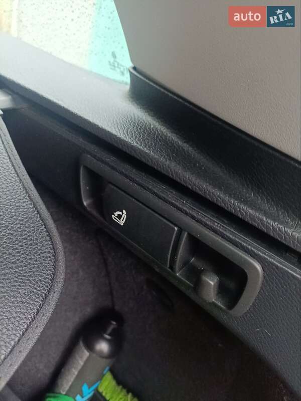 Універсал Volkswagen Passat 2010 в Полтаві фото 29 Універсал Volkswagen Passat 2010 в Полтаві