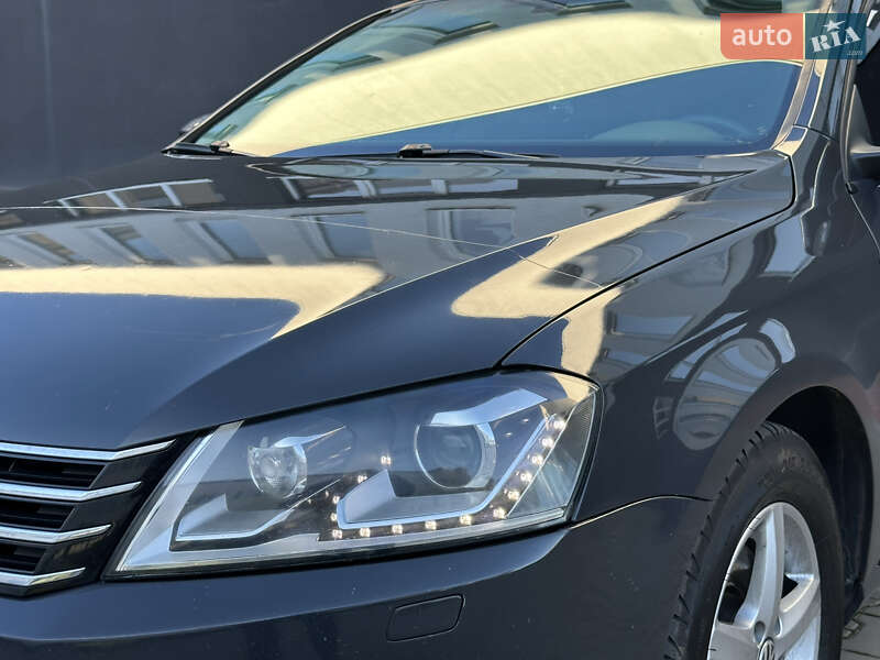 Универсал Volkswagen Passat 2011 в Черновцах фото 3 Универсал Volkswagen Passat 2011 в Черновцах