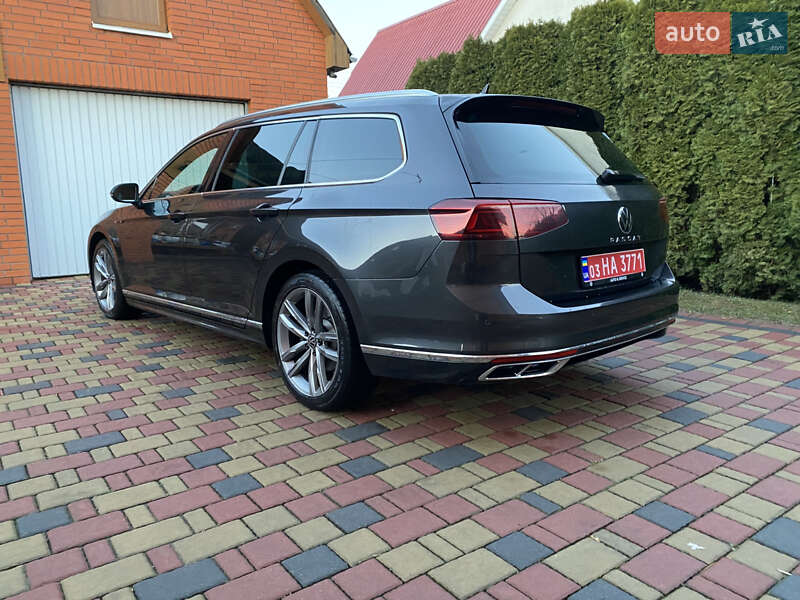 Универсал Volkswagen Passat 2021 в Луцке