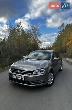 Седан Volkswagen Passat 2012 в Болехові