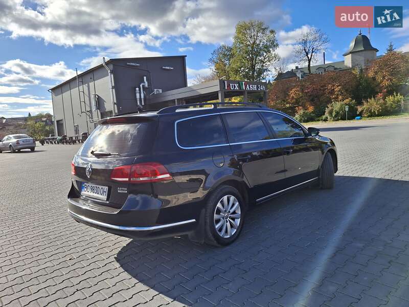 Универсал Volkswagen Passat 2012 в Тернополе
