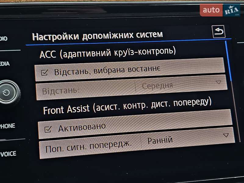 Седан Volkswagen Passat 2017 в Киеве фото 37 Седан Volkswagen Passat 2017 в Киеве