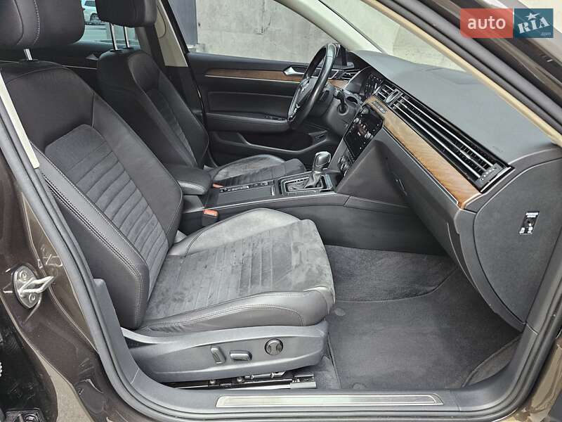 Седан Volkswagen Passat 2017 в Киеве фото 44 Седан Volkswagen Passat 2017 в Киеве