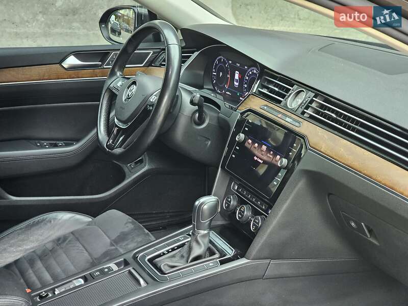 Седан Volkswagen Passat 2017 в Киеве фото 46 Седан Volkswagen Passat 2017 в Киеве