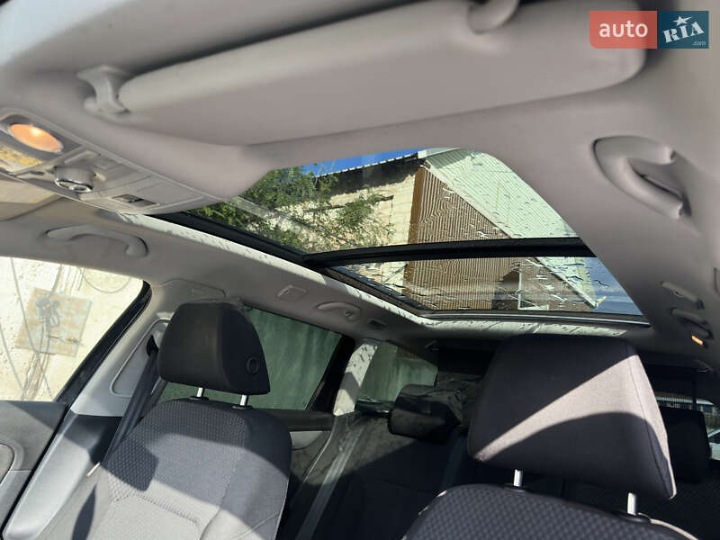 Универсал Volkswagen Passat 2011 в Первомайске