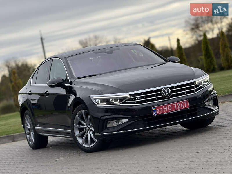 Седан Volkswagen Passat 2022 в Луцьку фото 12 Седан Volkswagen Passat 2022 в Луцьку