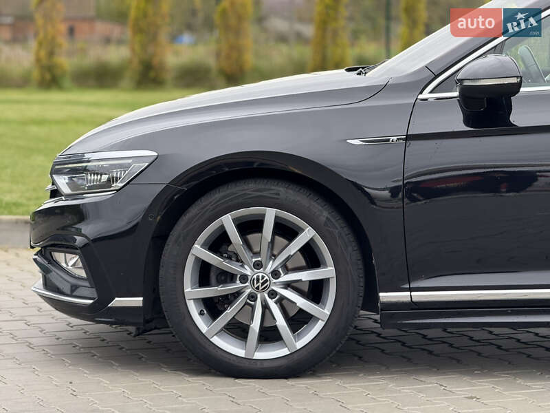 Седан Volkswagen Passat 2022 в Луцьку фото 33 Седан Volkswagen Passat 2022 в Луцьку