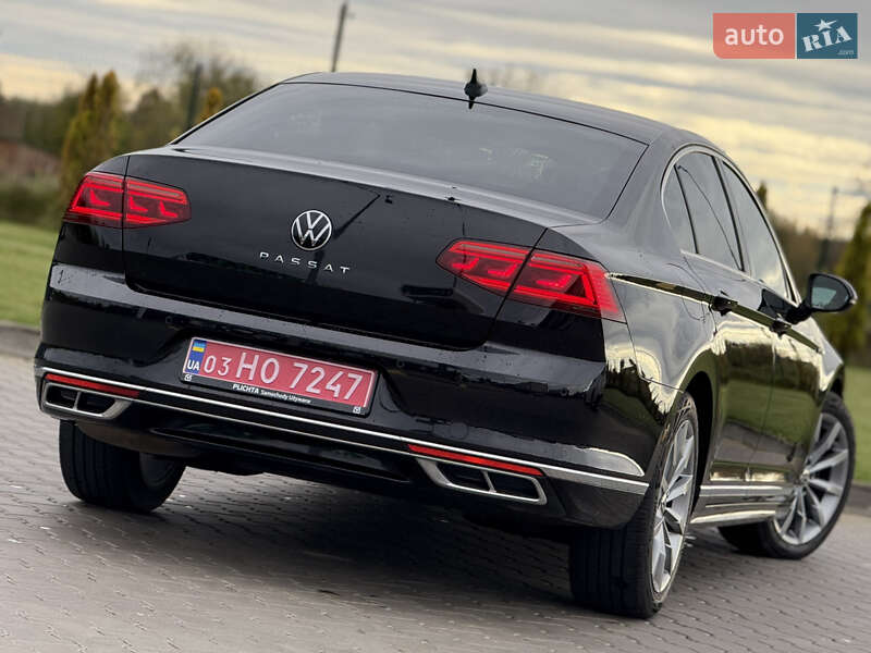 Седан Volkswagen Passat 2022 в Луцьку фото 56 Седан Volkswagen Passat 2022 в Луцьку